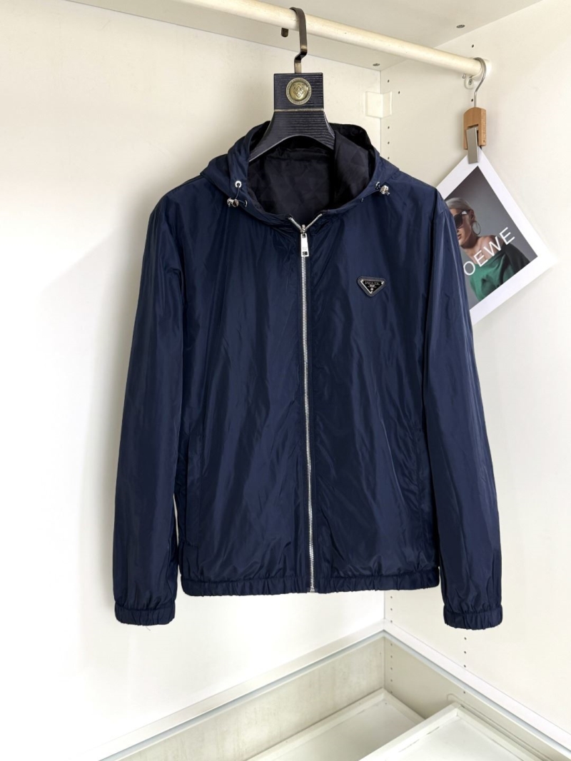 Pra*a outwear